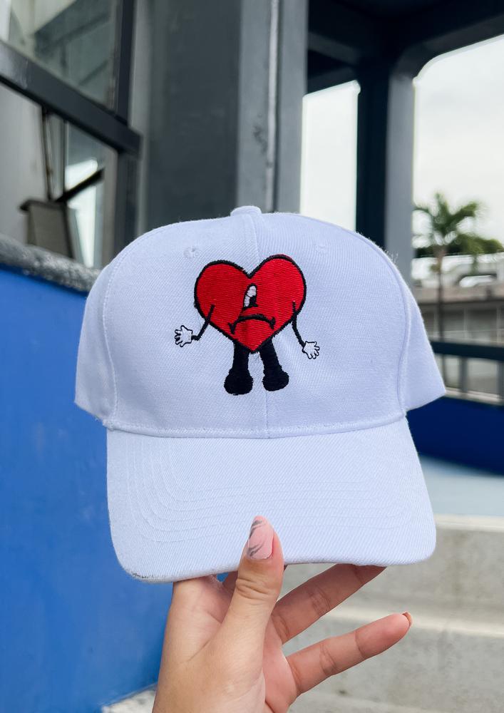 Gorra bad bunny corazón - Blanca