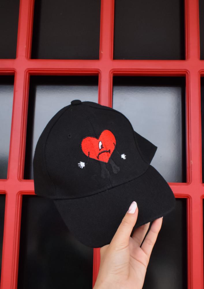 Gorra bad bunny corazón - Negra